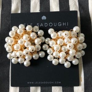 NWOT lele sadoughi pearl cluster earrings